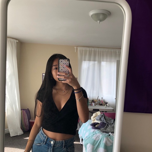 Black wrap top - Picture 3 of 3